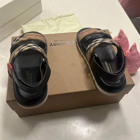KIDS BURBERRY CHILDRENS SANDALS - Picture 4 of 6